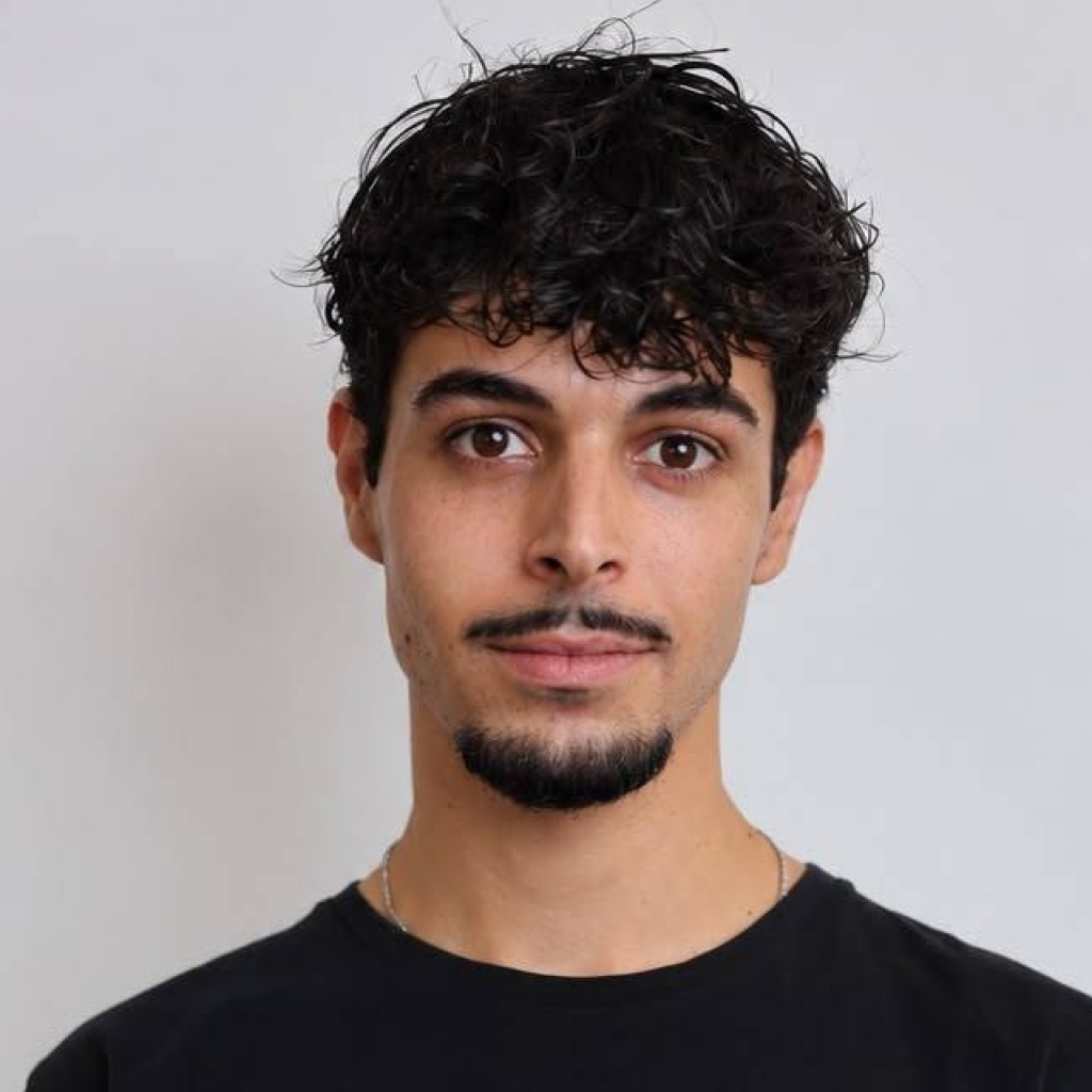 Vitor Gonçalves
